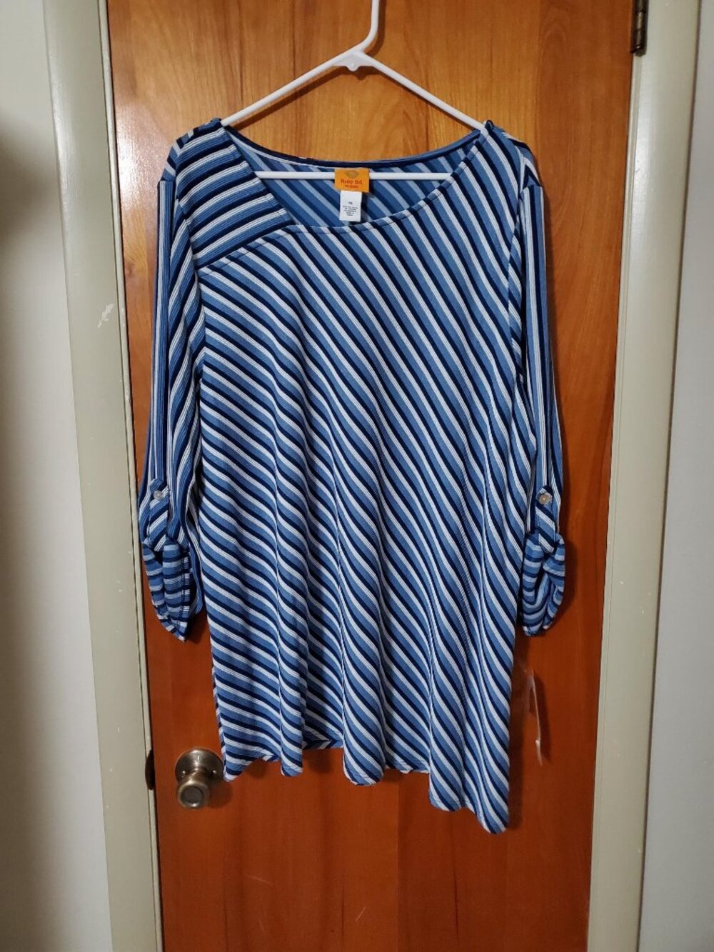 NWT - Women's Plus Textured Stripe Roll Tab Sleeve Top - Size 1X